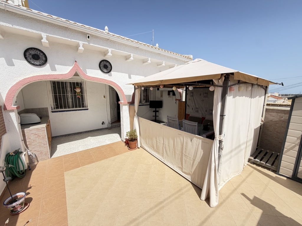 2 Bedroom 1 Bathroom Bungalow in San Miguel De Salinas
