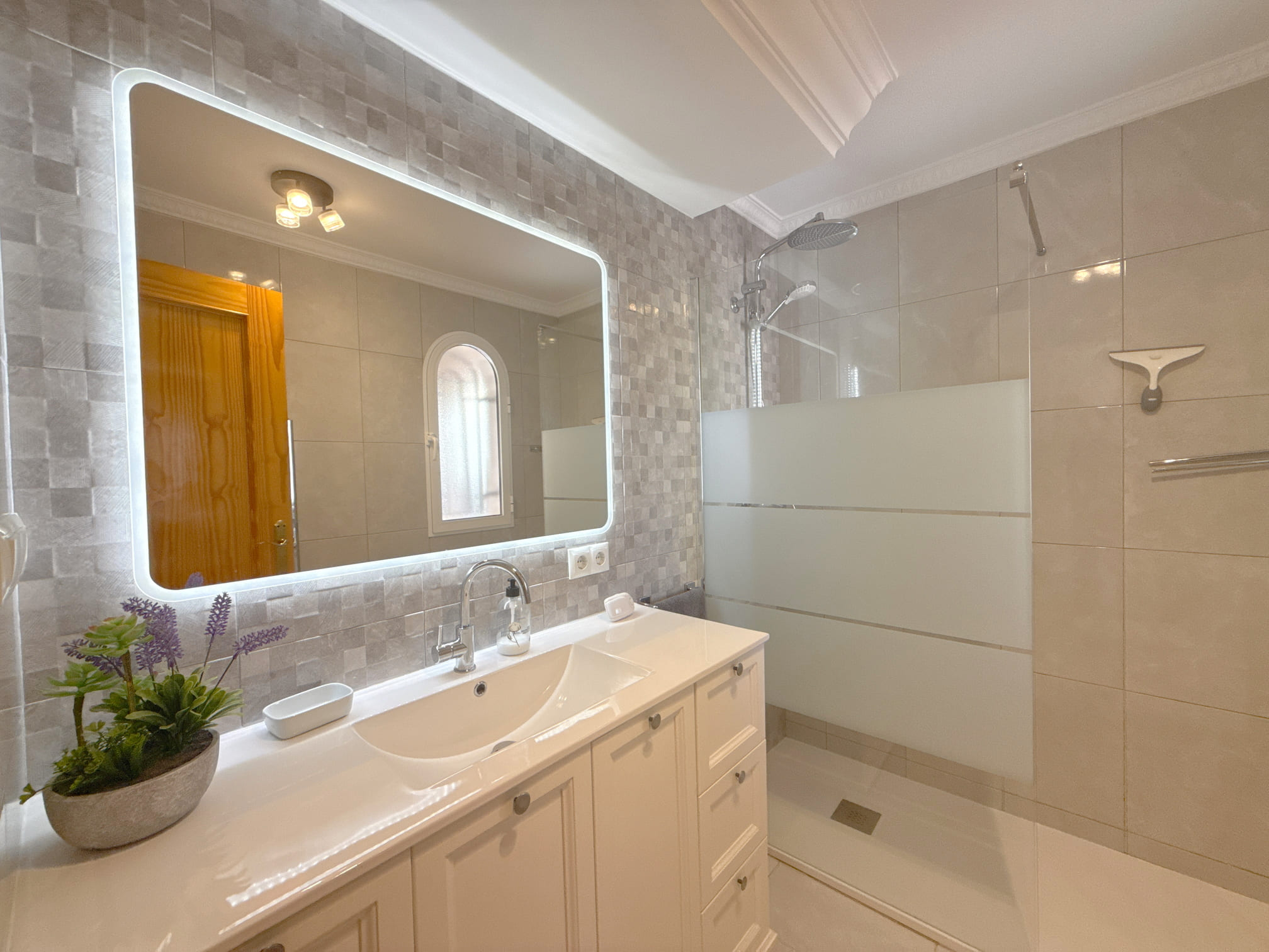 For sale - 3 Bedroom 2 Bathroom Villa in Cabo Roig>La Regia -  - Orihuela Costa