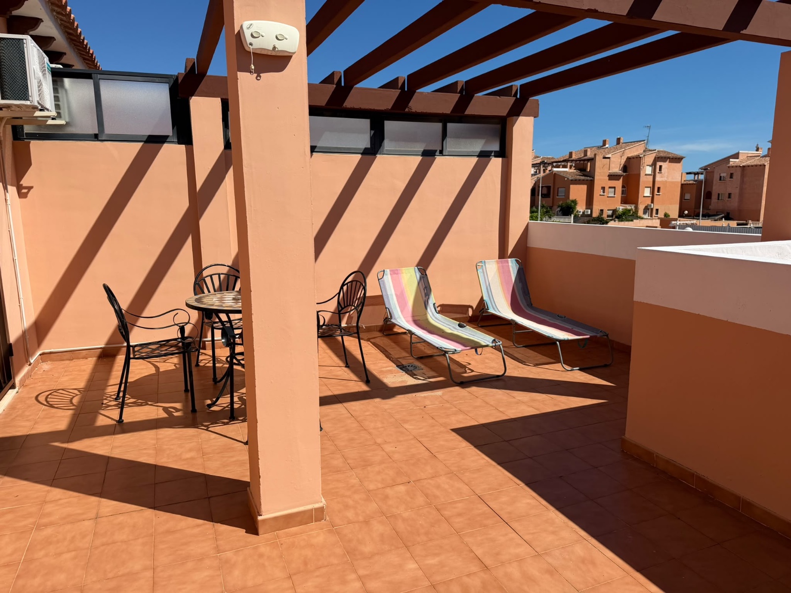 For sale - 3 Bedroom 1 Bathroom Apartment in Torrevieja - Aguas Nuevas  - Alicante