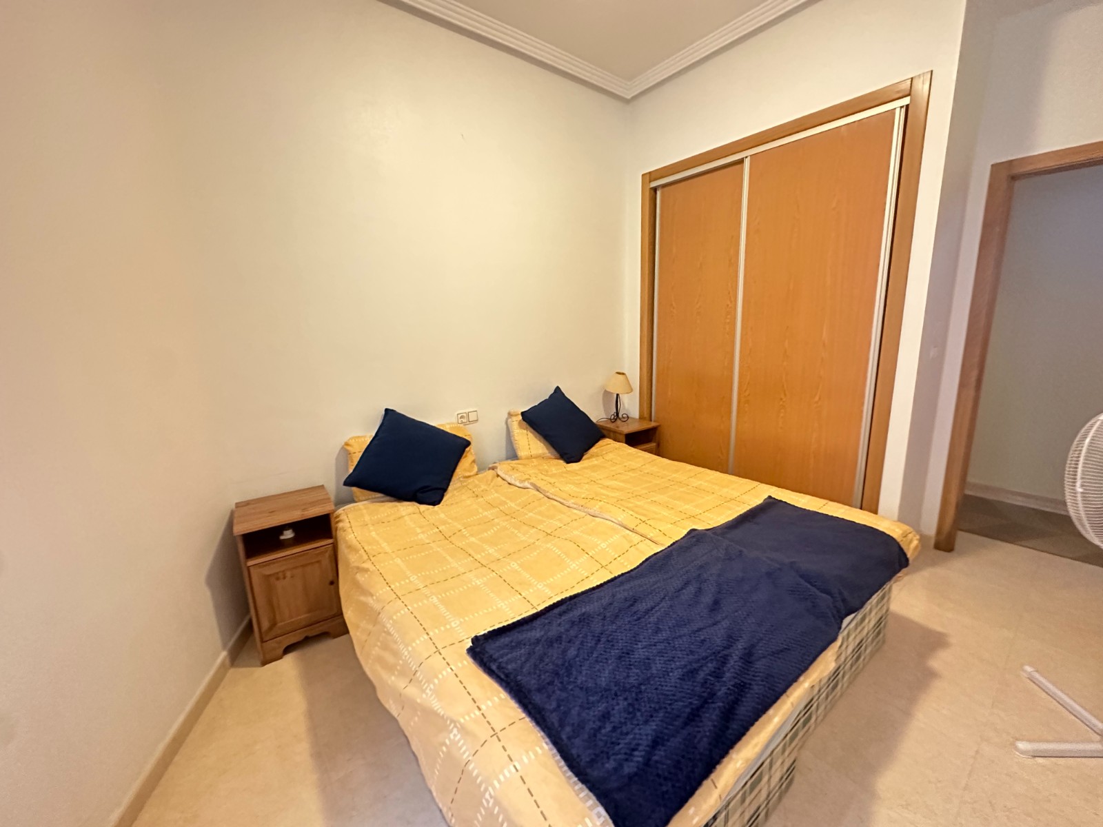 For sale - 4 Bedroom 3 Bathroom Apartment in Jacarilla - Jacarilla  - Alicante
