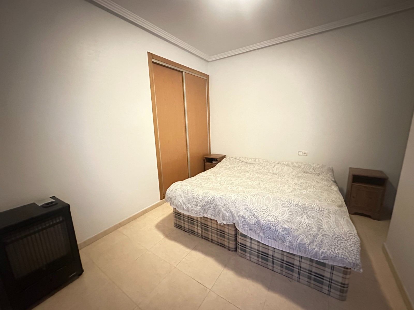 For sale - 4 Bedroom 3 Bathroom Apartment in Jacarilla - Jacarilla  - Alicante