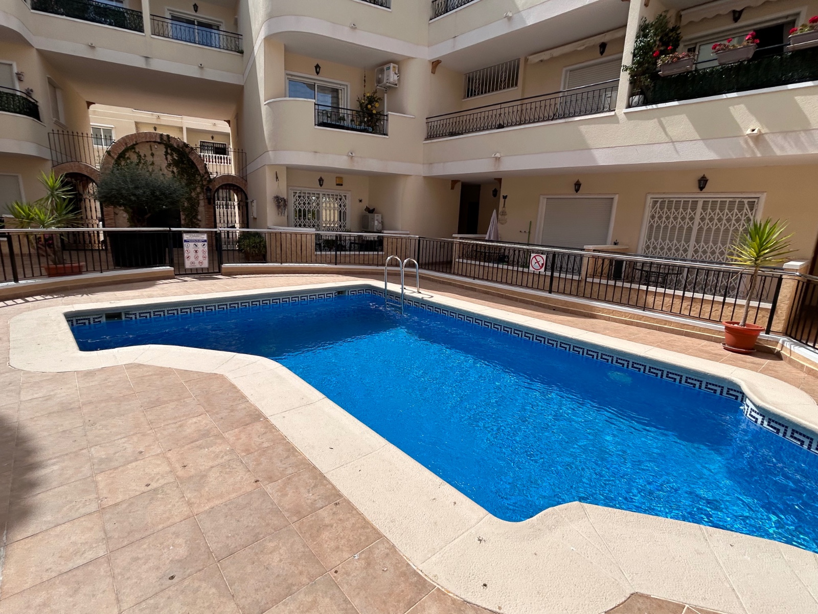 For sale - 2 Bedroom 2 Bathroom Apartment in Jacarilla - Jacarilla  - Alicante