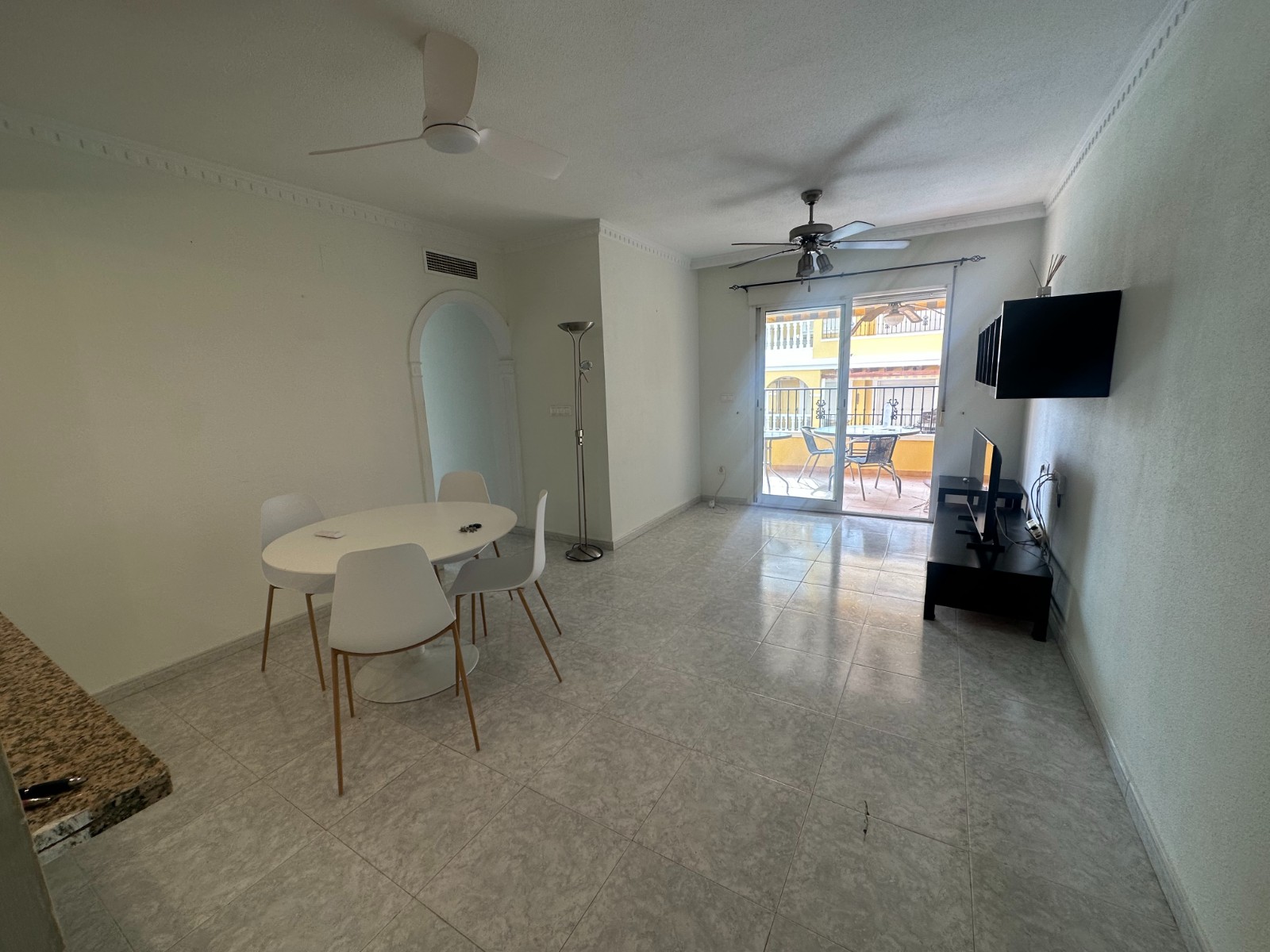 For sale - 2 Bedroom 1 Bathroom Apartment in Algorfa - Algorfa  - Alicante