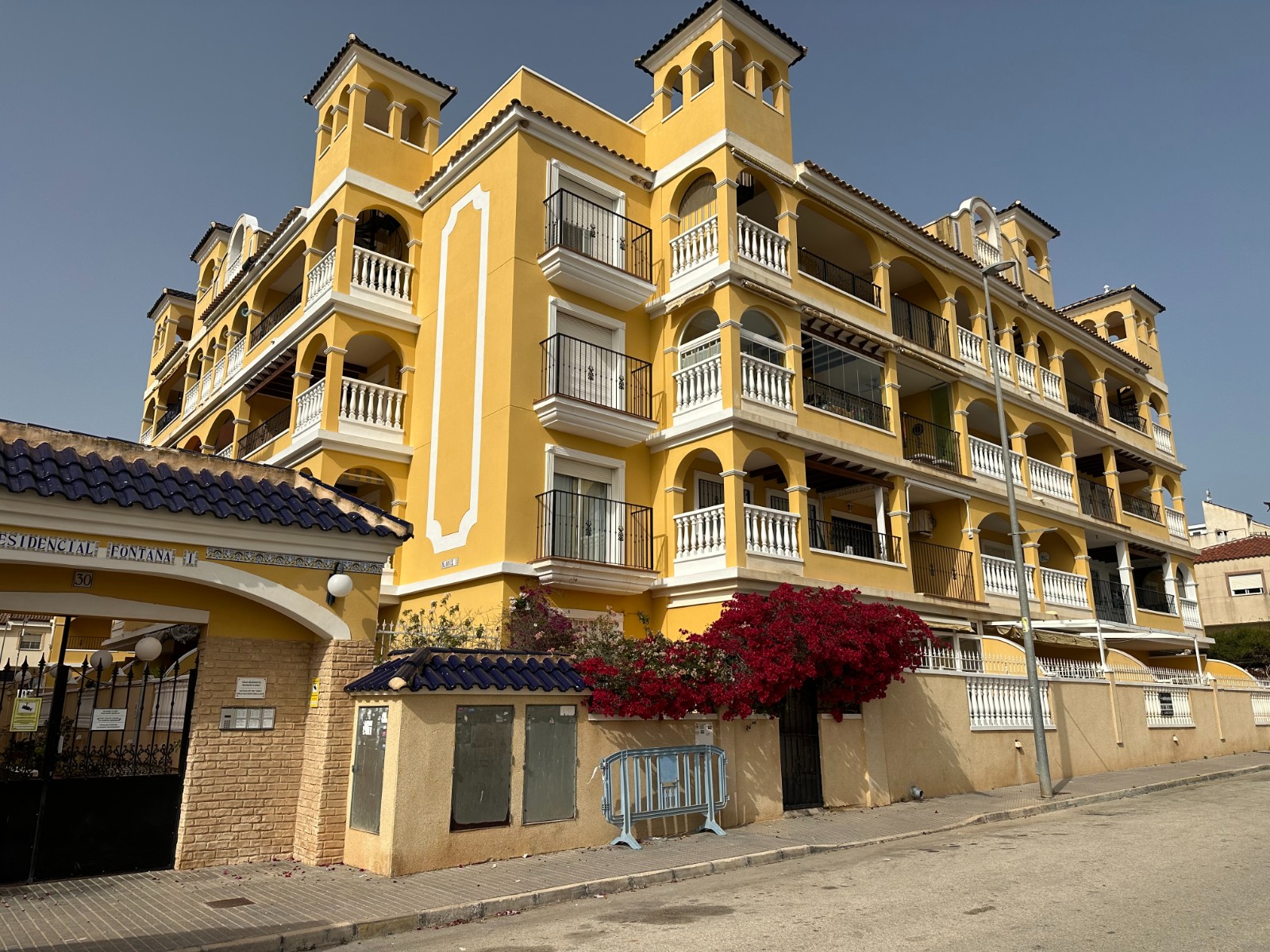 For sale - 2 Bedroom 1 Bathroom Apartment in Algorfa - Algorfa  - Alicante