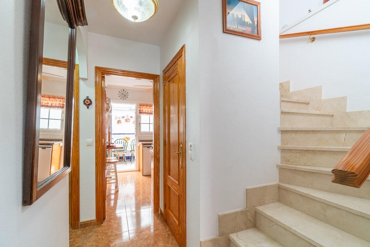 For sale - 3 Bedroom 2 Bathroom Terraced house in Villamartin - PAU26  - Alicante
