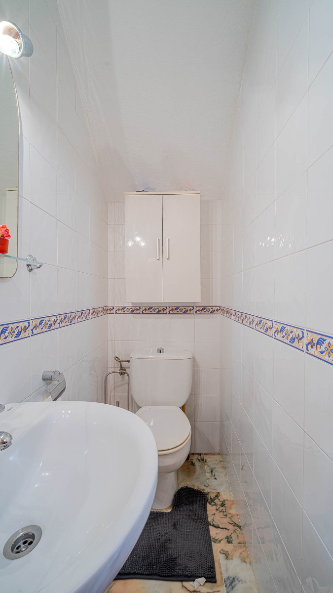 For sale - 2 Bedroom 1 Bathroom Adosado in Punta Prima - Punta Prima  - Alicante