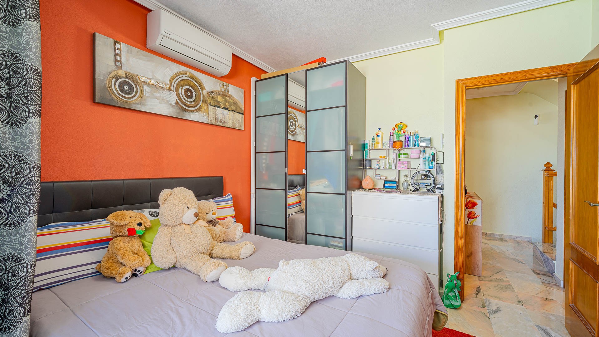For sale - 2 Bedroom 1 Bathroom Adosado in Punta Prima - Punta Prima  - Alicante