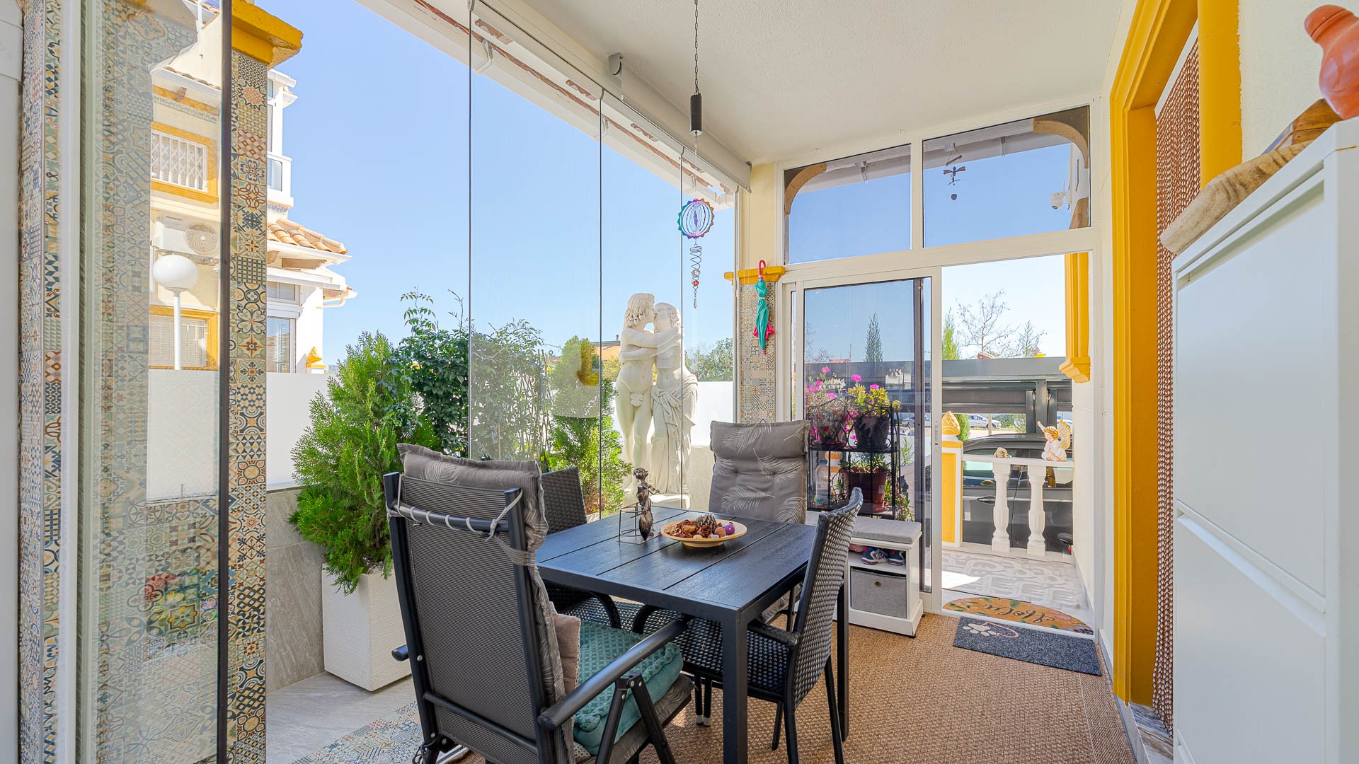 For sale - 2 Bedroom 1 Bathroom Adosado in Punta Prima - Punta Prima  - Alicante