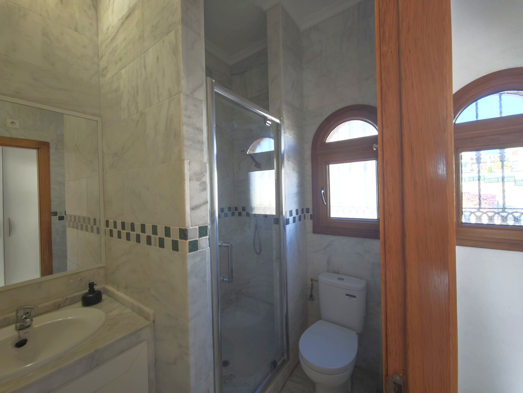 For sale - 4 Bedroom 3 Bathroom Villa in Algorfa - La Finca Golf  - Alicante