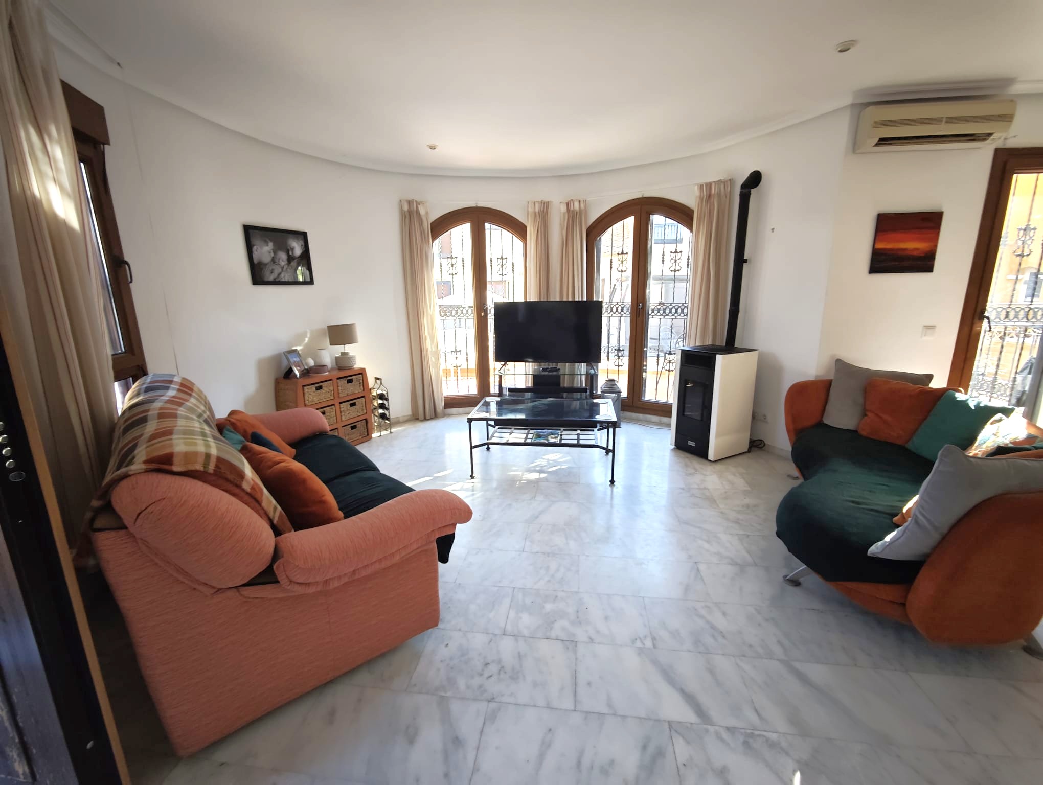 For sale - 4 Bedroom 3 Bathroom Villa in Algorfa - La Finca Golf  - Alicante