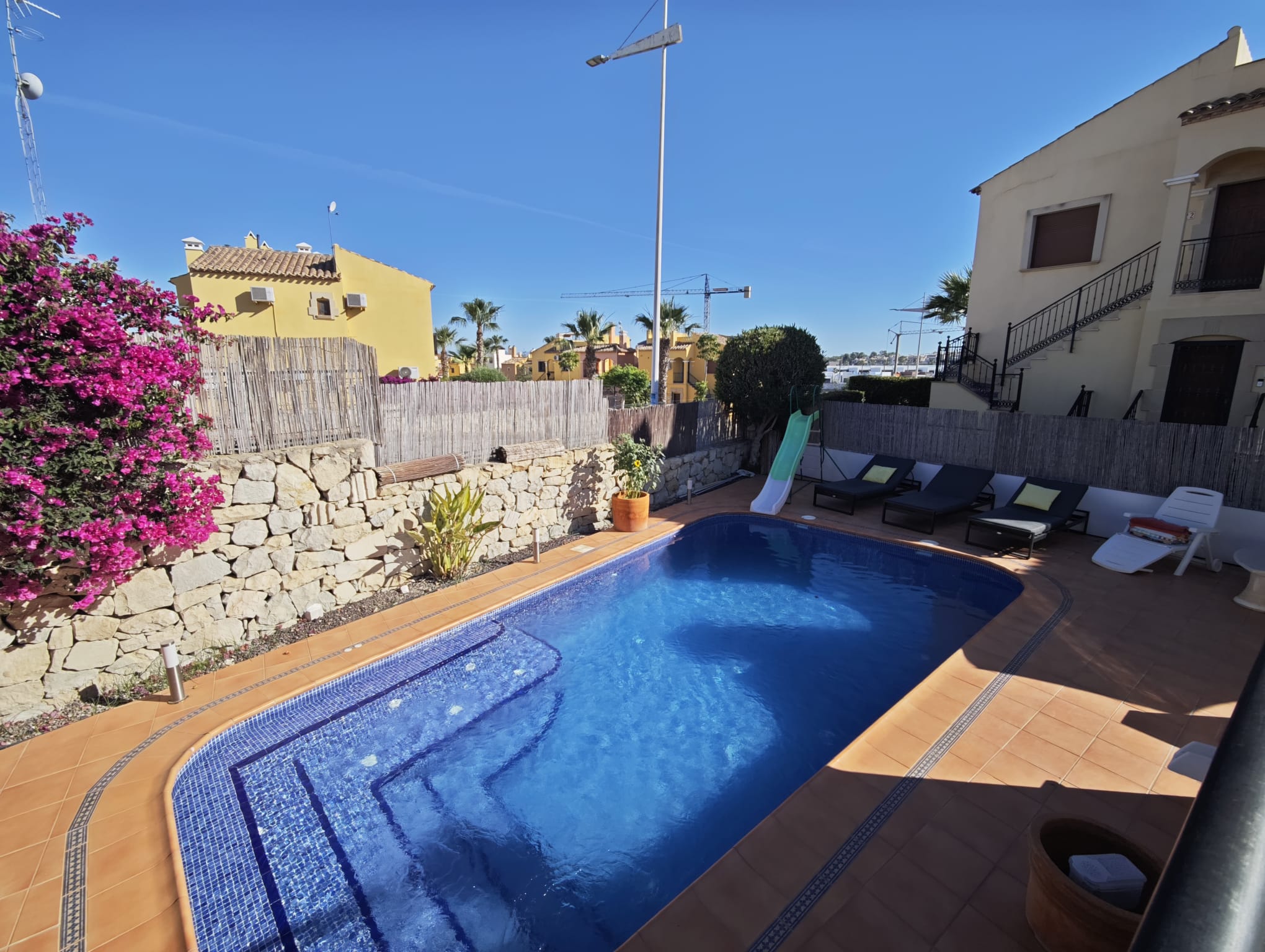For sale - 4 Bedroom 3 Bathroom Villa in Algorfa - La Finca Golf  - Alicante