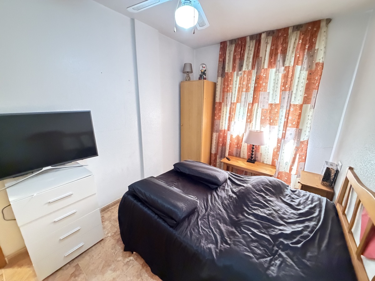 For sale - 2 Bedroom 1 Bathroom Apartment in Torrevieja - , Torrevieja, Alicante, Spain - Alicante