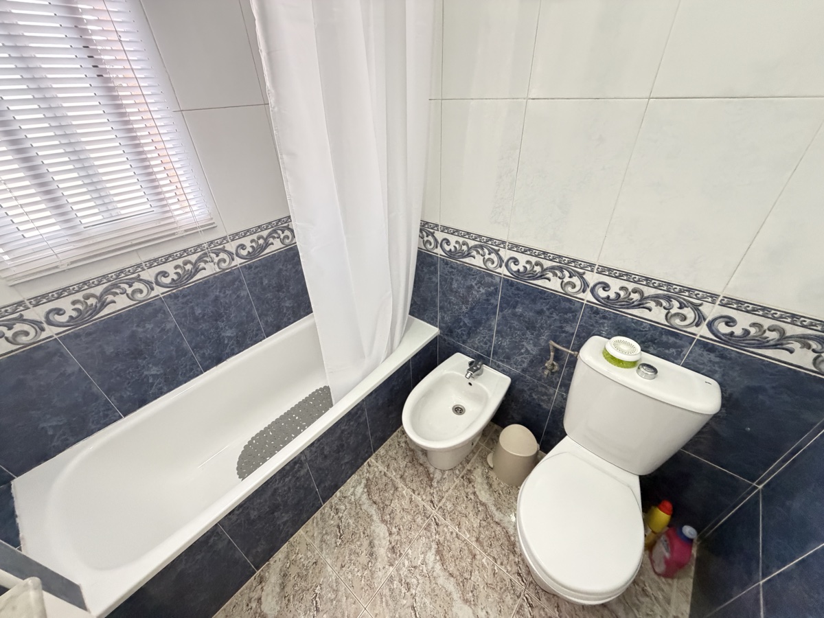 For sale - 2 Bedroom 2 Bathroom Townhouse in Villamartin - , Villamartin, Alicante, Spain - Alicante
