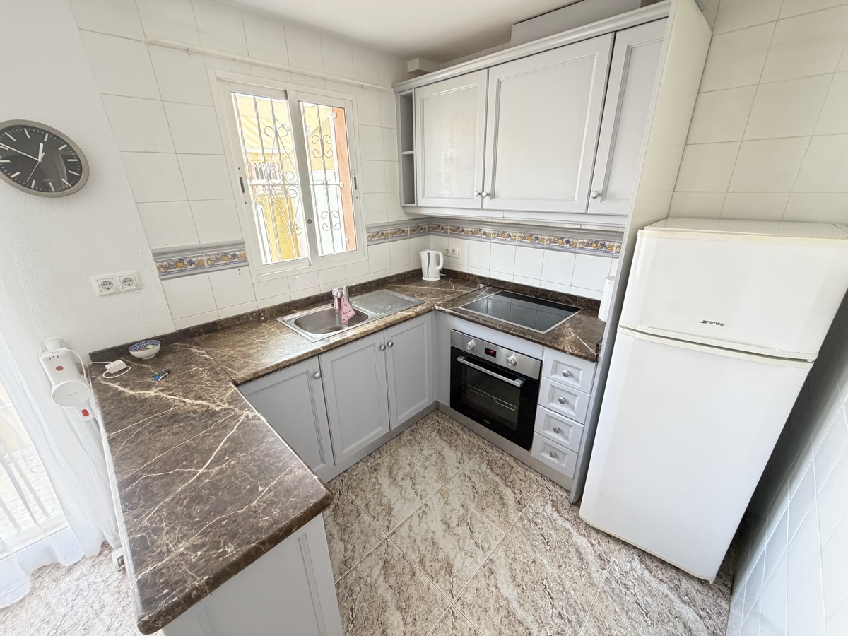 For sale - 2 Bedroom 2 Bathroom Townhouse in Villamartin - , Villamartin, Alicante, Spain - Alicante