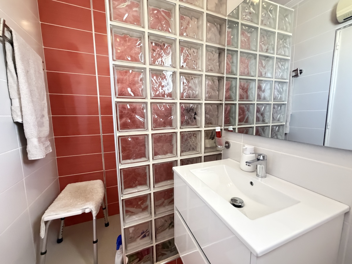 For sale - 3 Bedroom 3 Bathroom Townhouse in San Miguel De Salinas - , San Miguel De Salinas, Alicante, Spain - Alicante