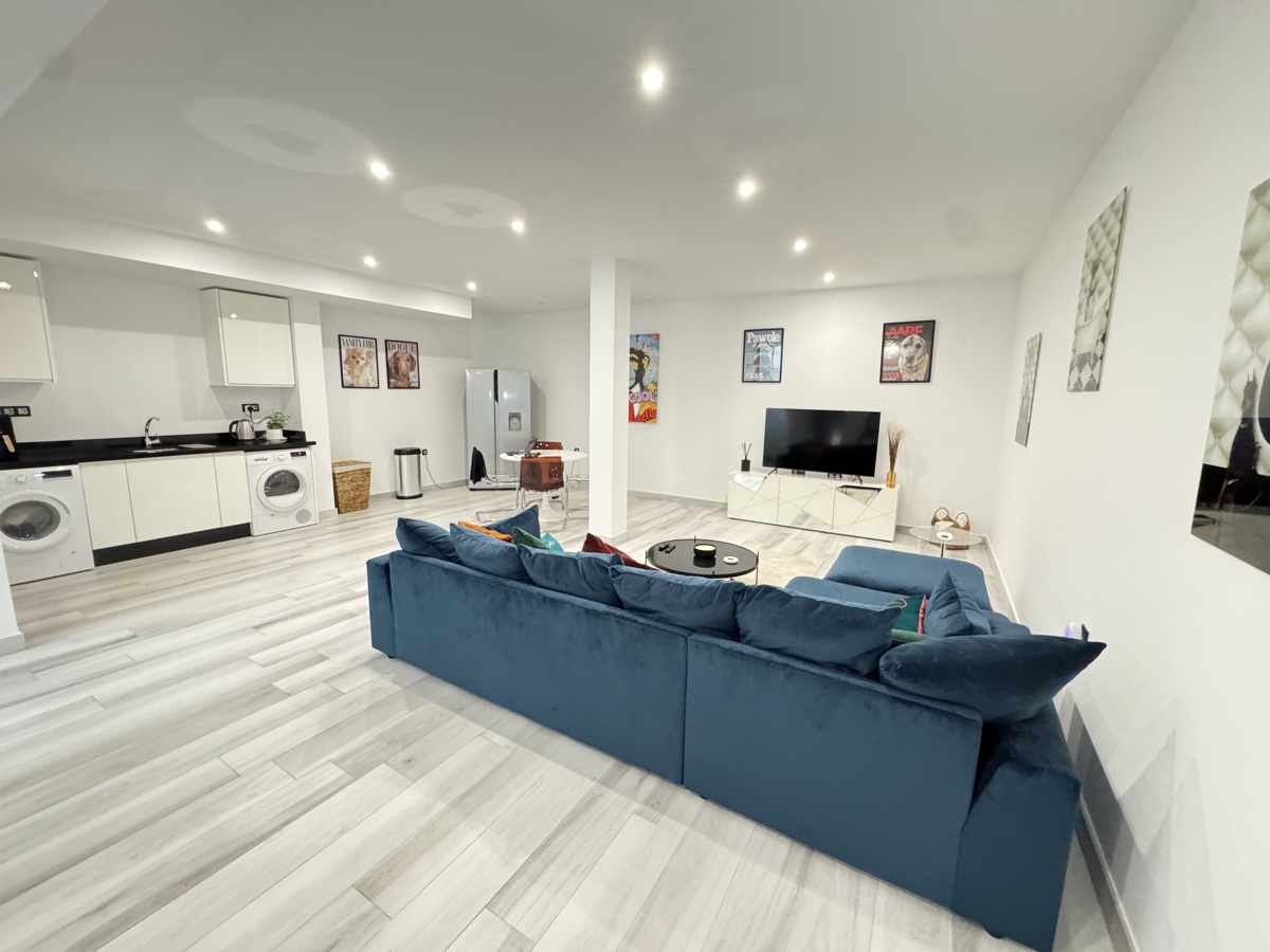 For sale - 4 Bedroom 4 Bathroom Villa in Lomas De Cabo Roig - , Lomas De Cabo Roig, Alicante, Spain - Alicante