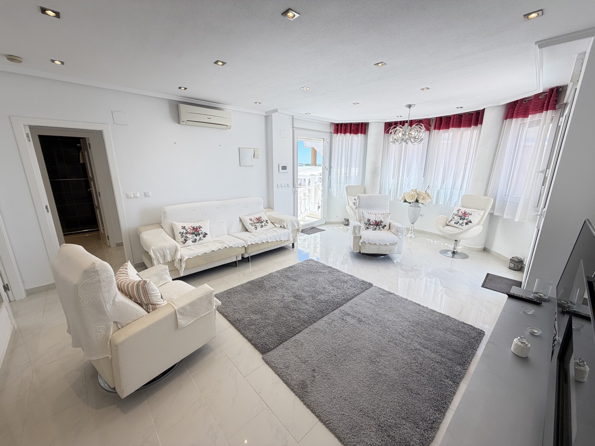 For sale - 4 Bedroom 4 Bathroom Villa in Torremendo - , Torremendo, Alicante, Spain - Alicante