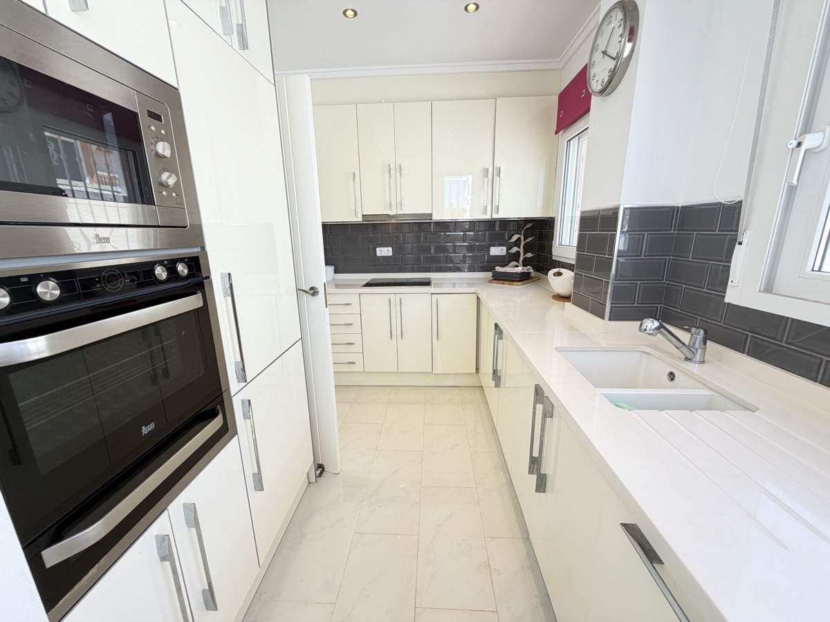 For sale - 4 Bedroom 4 Bathroom Villa in Torremendo - , Torremendo, Alicante, Spain - Alicante