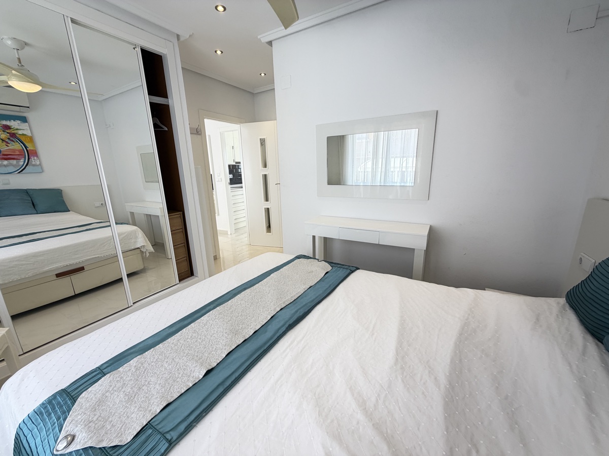 For sale - 4 Bedroom 4 Bathroom Villa in Torremendo - , Torremendo, Alicante, Spain - Alicante
