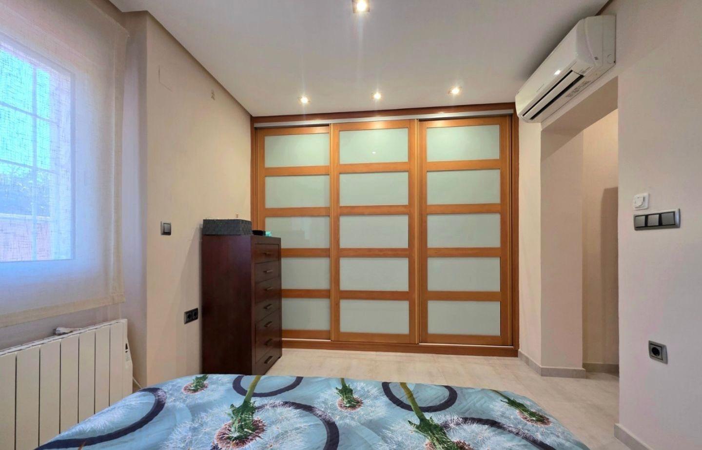 For sale - 5 Bedroom 3 Bathroom Villa in Cabo Roig - Campoamor  - Alicante