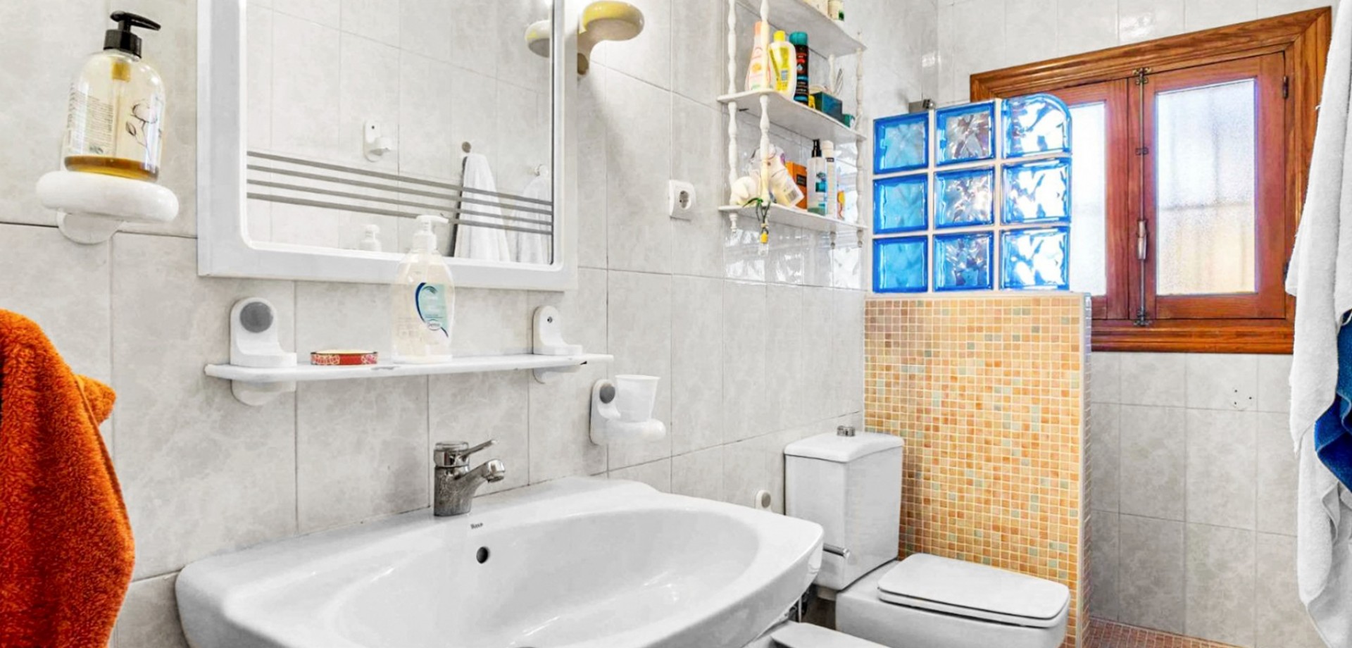 For sale - 8 Bedroom 4 Bathroom Detached Villa in Torrevieja - Los Balcones - Los Altos del Edén  - Costa Blanca (Alicante)