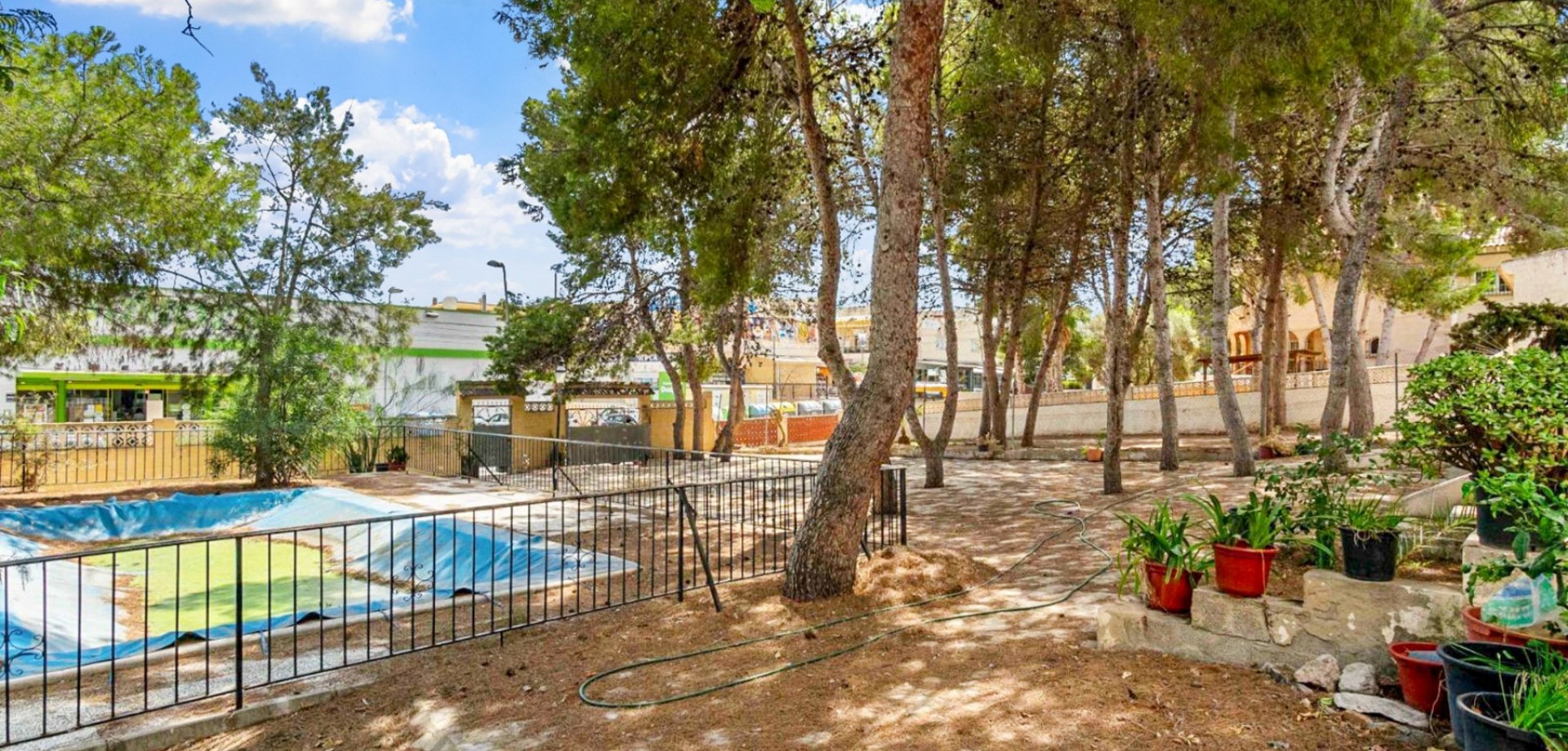 For sale - 8 Bedroom 4 Bathroom Detached Villa in Torrevieja - Los Balcones - Los Altos del Edén  - Costa Blanca (Alicante)