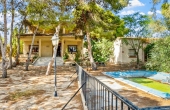 21-24601/77366, 8 Bedroom 4 Bathroom Detached Villa in Torrevieja