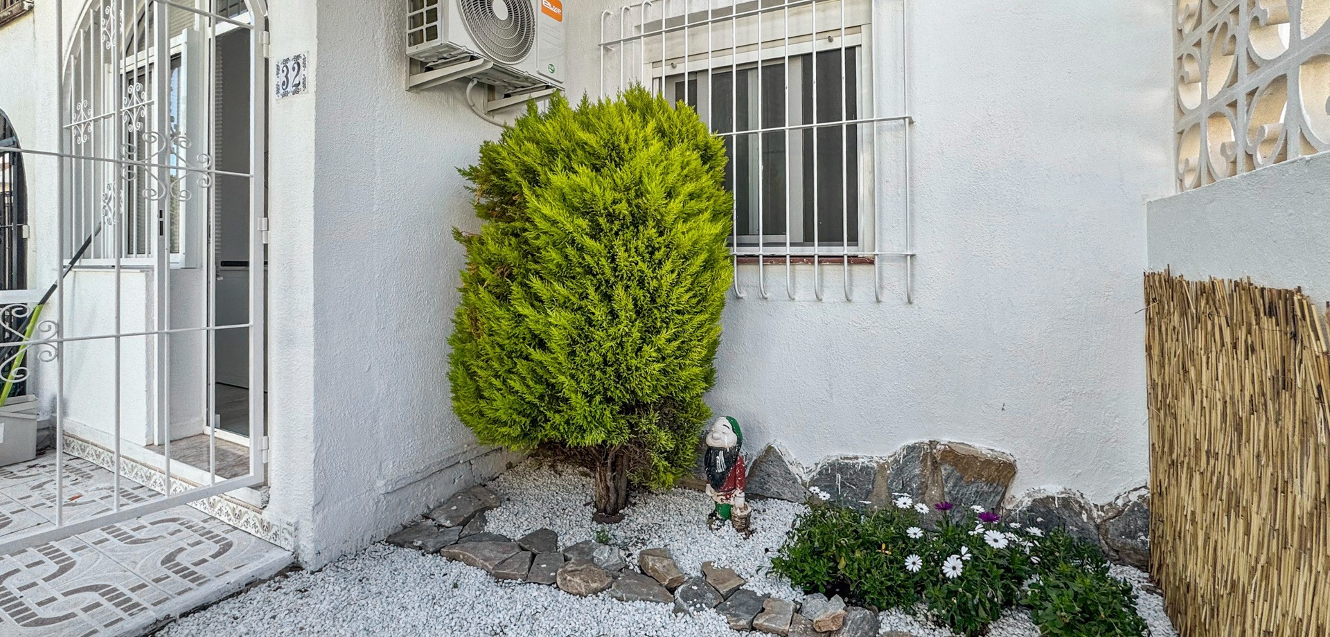 For sale - 1 Bedroom 1 Bathroom Bungalow in Torrevieja - Los Balcones - Los Altos del Edén  - Costa Blanca (Alicante)