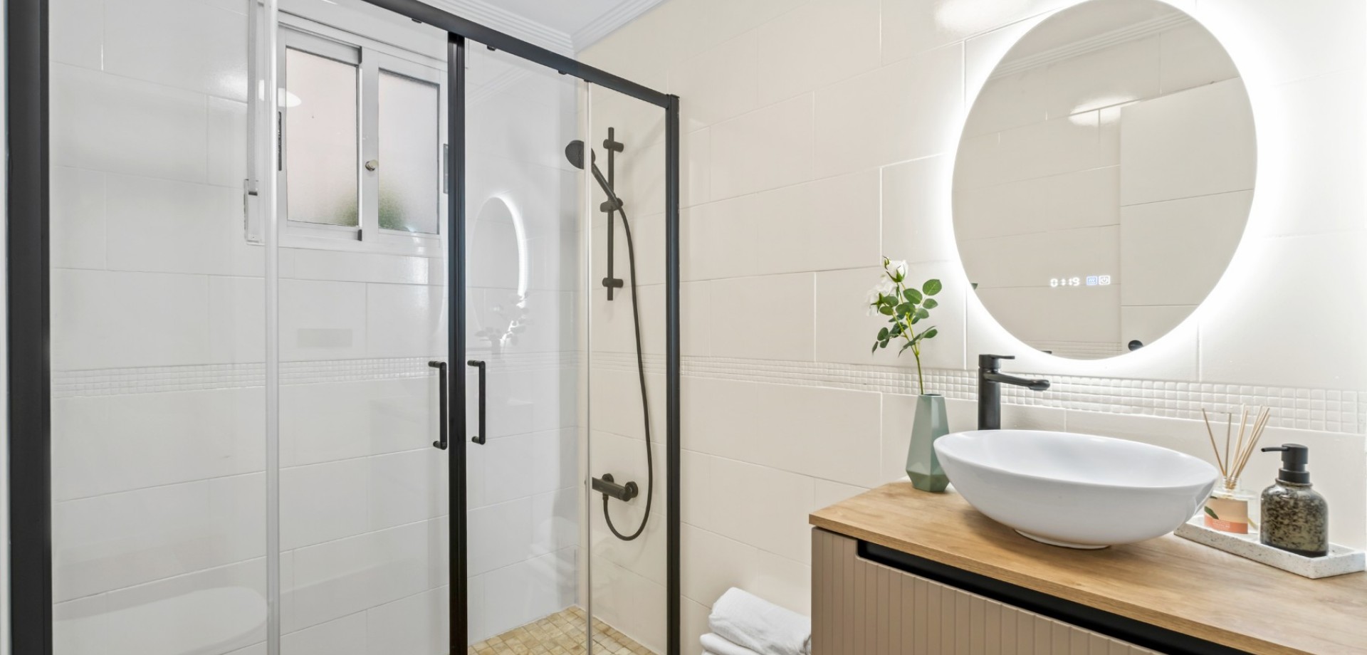 For sale - 2 Bedroom 1 Bathroom Apartment in Orihuela Costa - La Florida  - Costa Blanca (Alicante)