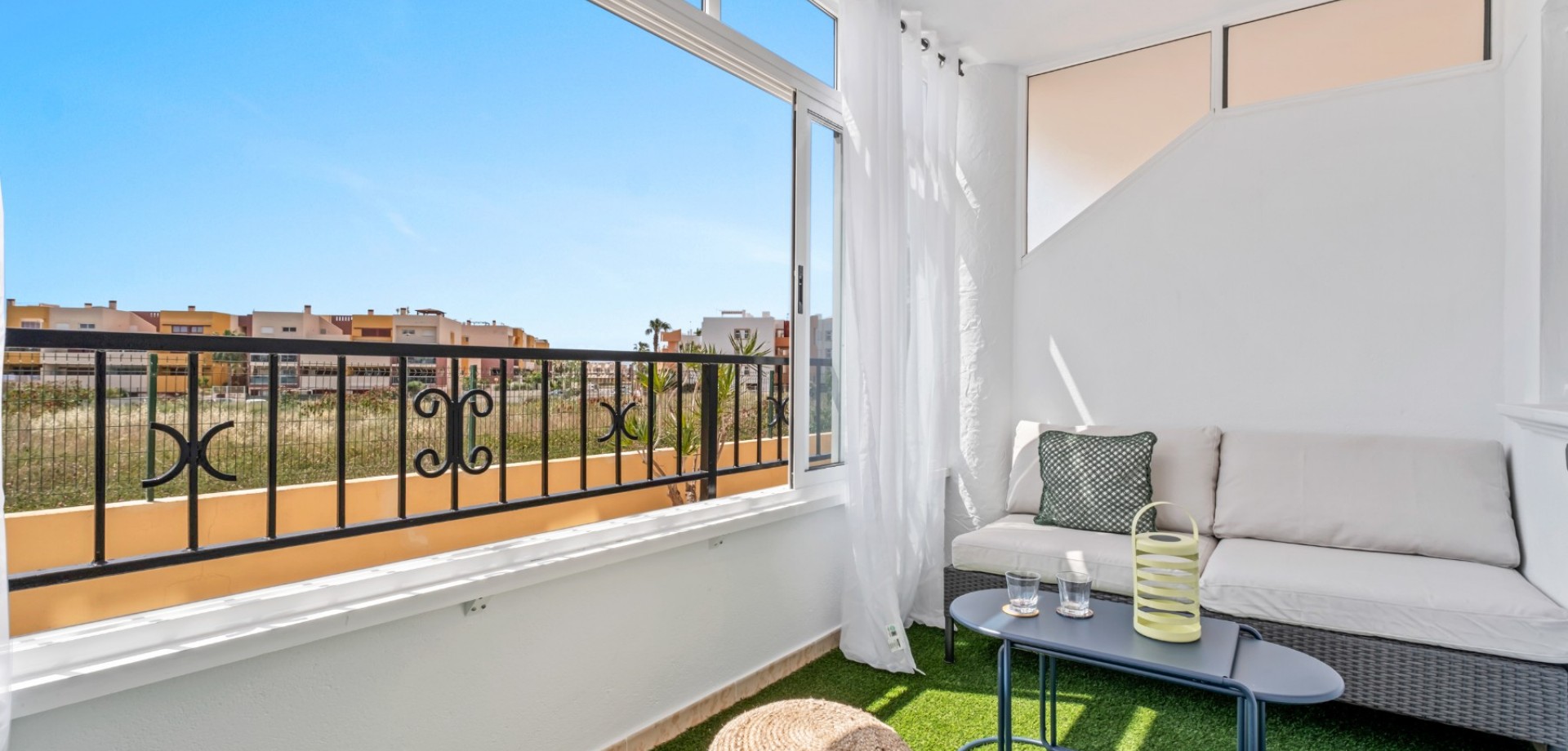For sale - 2 Bedroom 1 Bathroom Apartment in Orihuela Costa - La Florida  - Costa Blanca (Alicante)