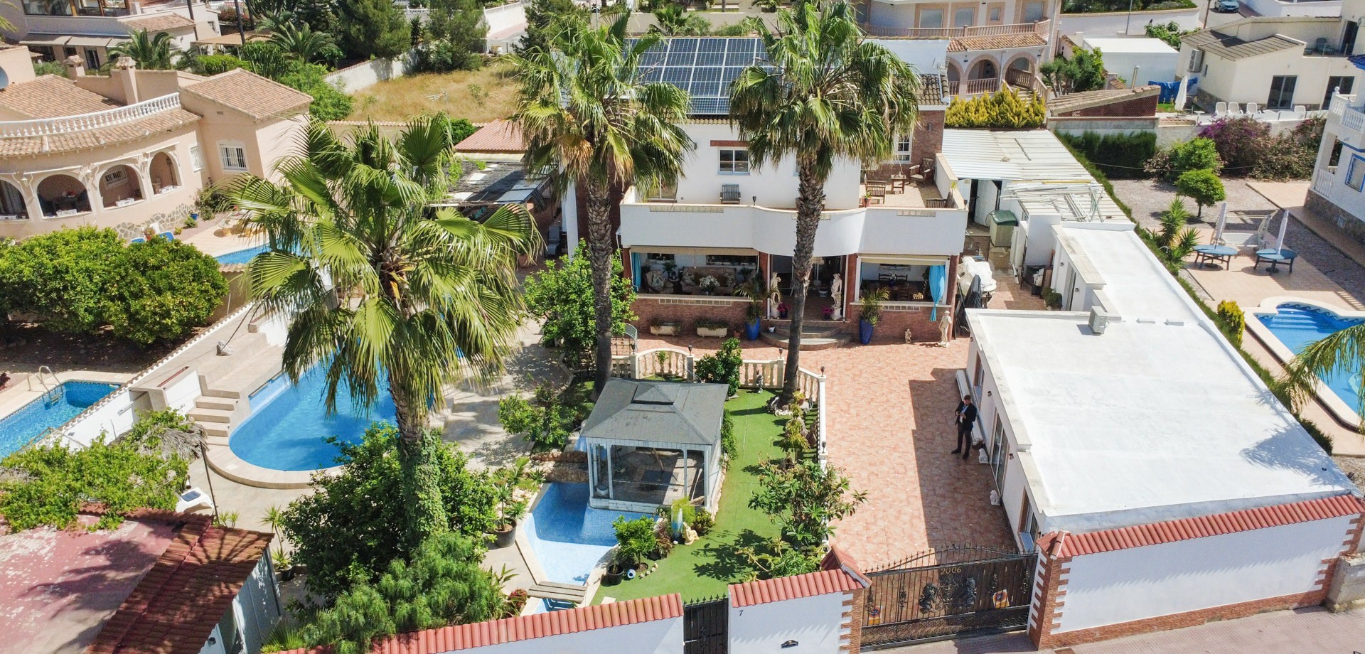 For sale - 7 Bedroom 4 Bathroom Detached Villa in Ciudad Quesada - Ciudad Quesada  - Costa Blanca (Alicante)