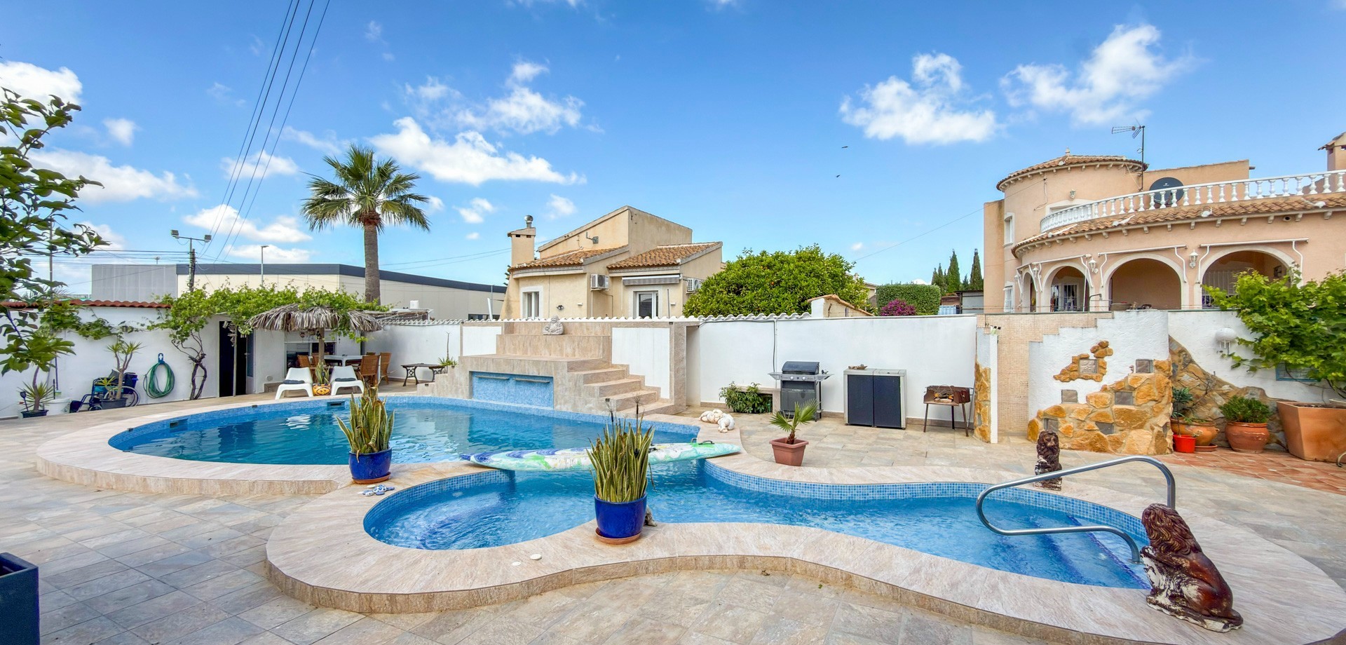 For sale - 7 Bedroom 4 Bathroom Detached Villa in Ciudad Quesada - Ciudad Quesada  - Costa Blanca (Alicante)