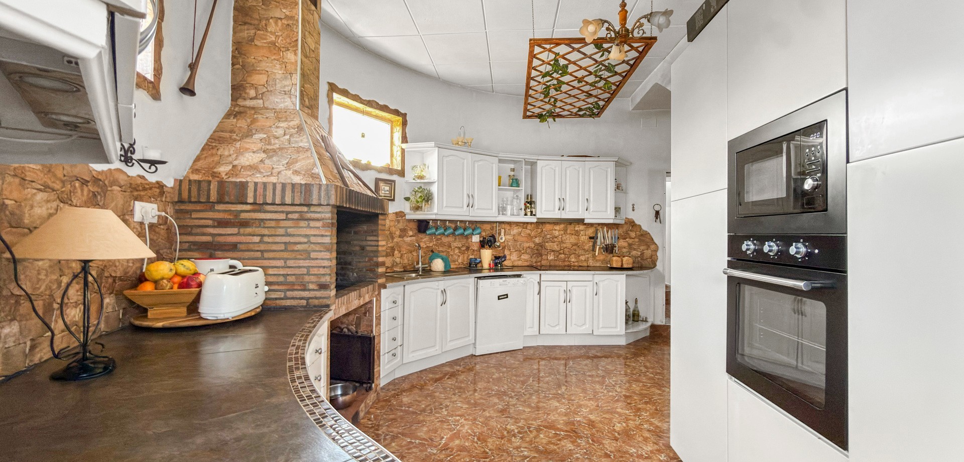 For sale - 7 Bedroom 4 Bathroom Detached Villa in Ciudad Quesada - Ciudad Quesada  - Costa Blanca (Alicante)