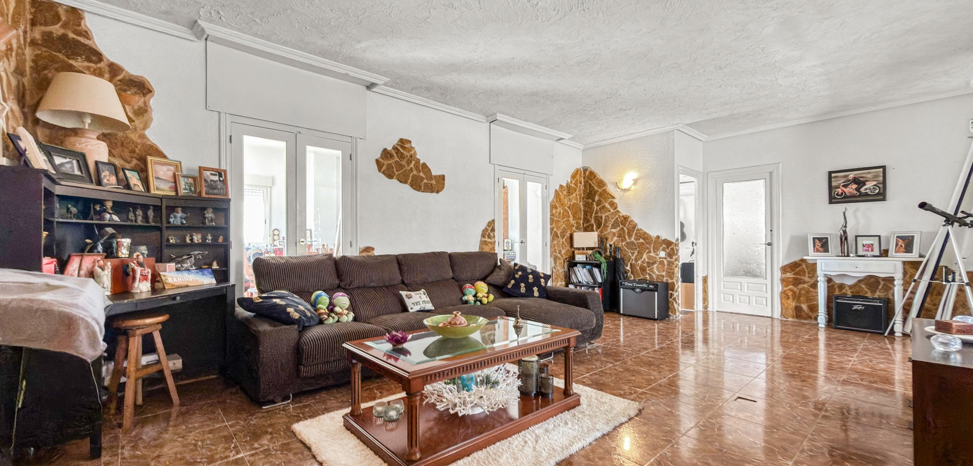 For sale - 7 Bedroom 4 Bathroom Detached Villa in Ciudad Quesada - Ciudad Quesada  - Costa Blanca (Alicante)