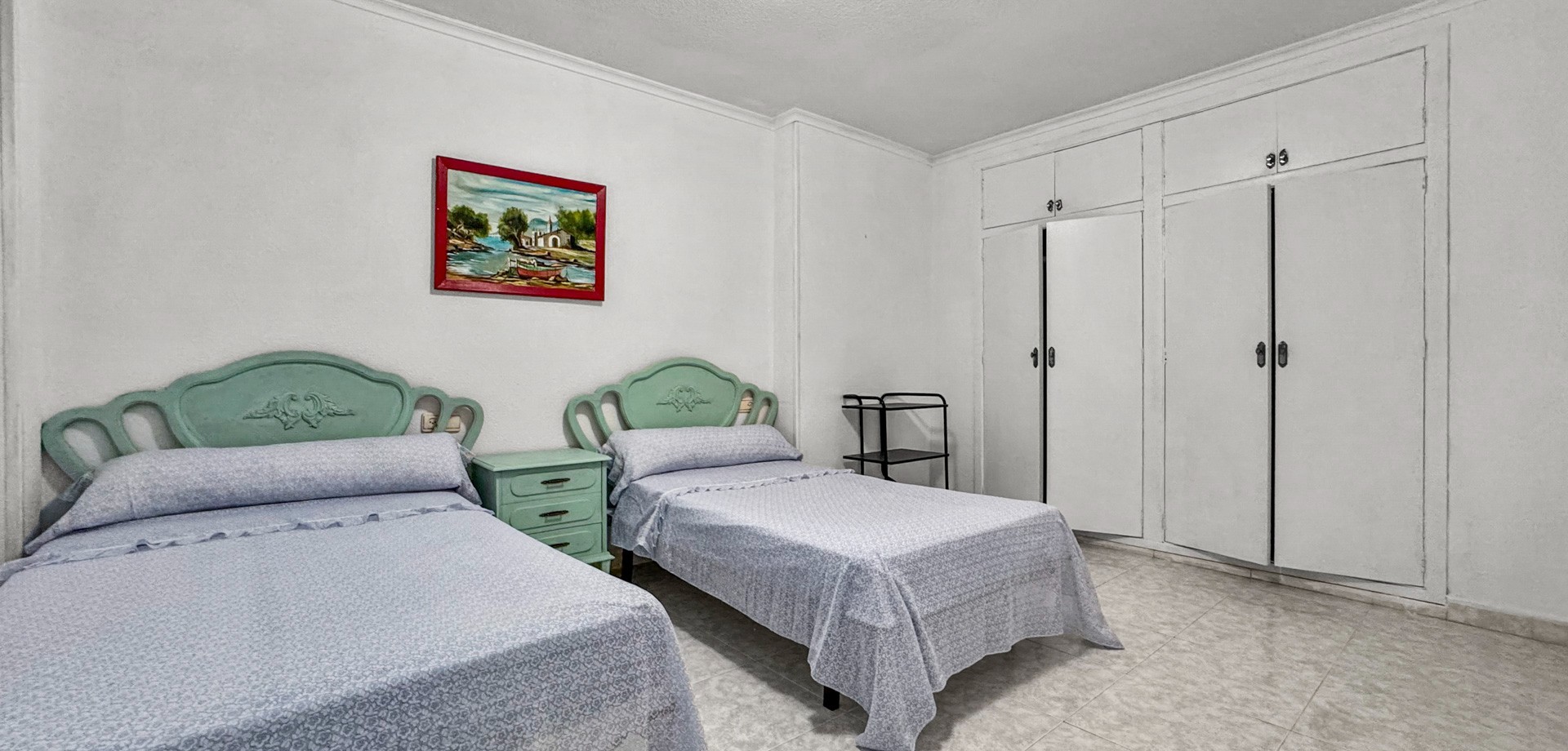For sale - 3 Bedroom 2 Bathroom Apartment in Torrevieja - Playa de los Locos  - Costa Blanca (Alicante)