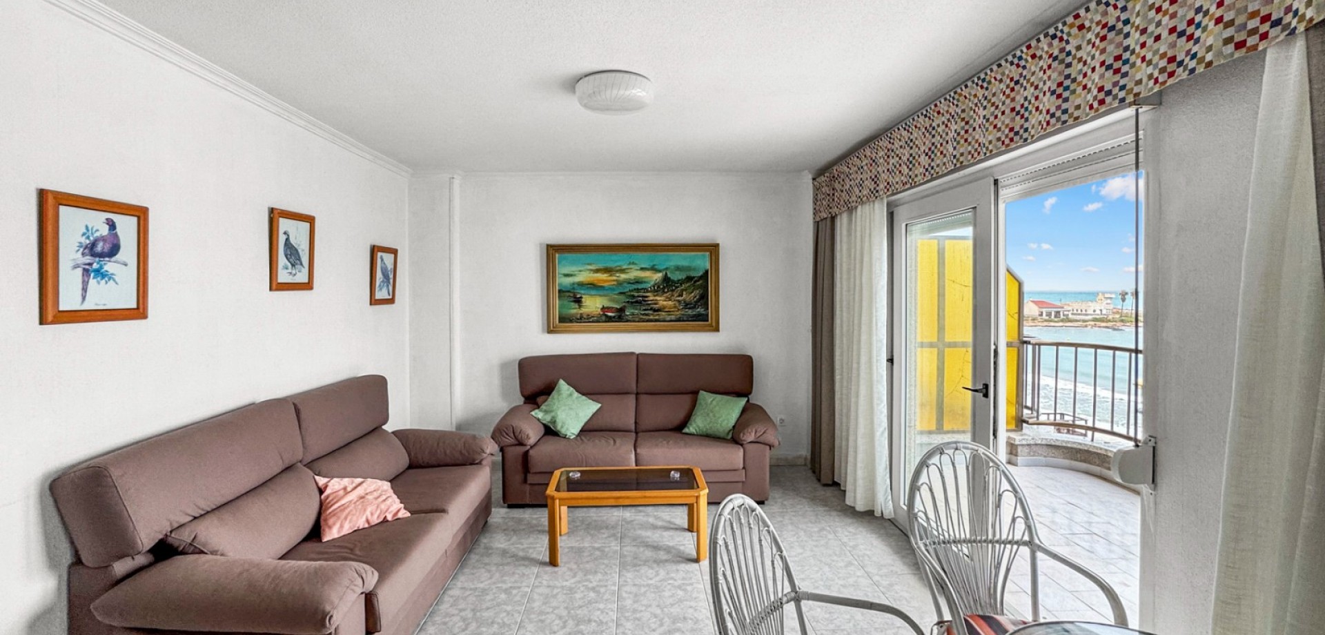 For sale - 3 Bedroom 2 Bathroom Apartment in Torrevieja - Playa de los Locos  - Costa Blanca (Alicante)