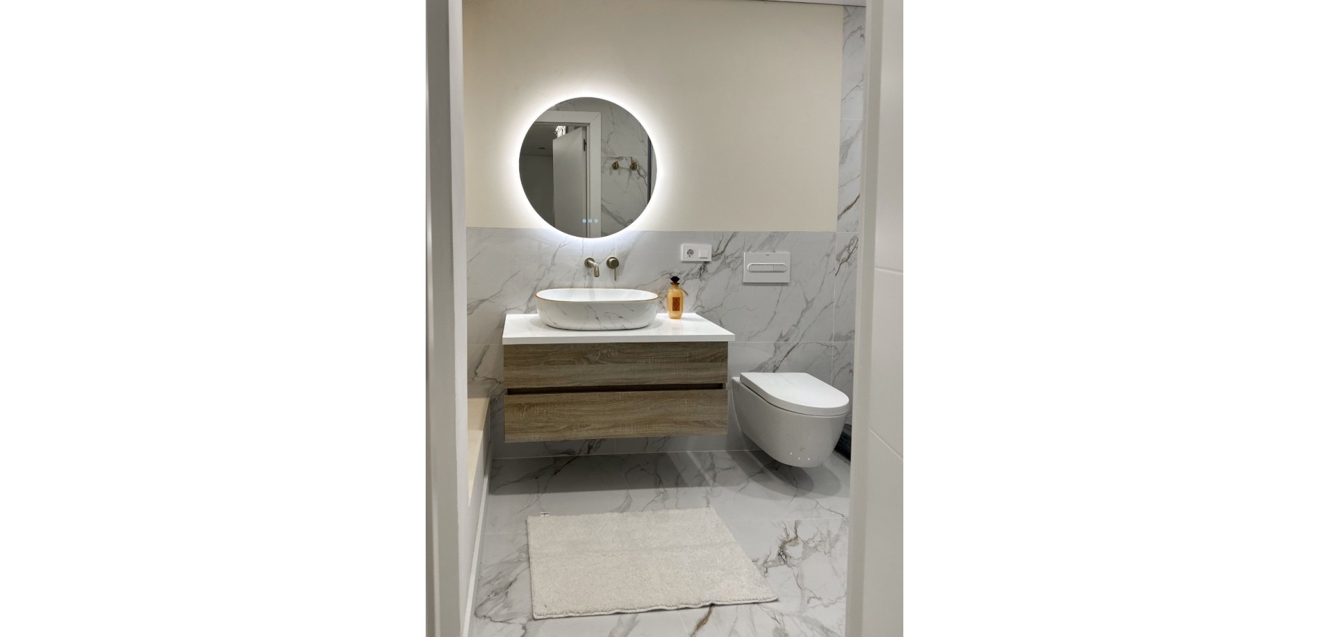 For sale - 2 Bedroom 2 Bathroom Apartment in Torrevieja - Torrevieja  - Costa Blanca (Alicante)