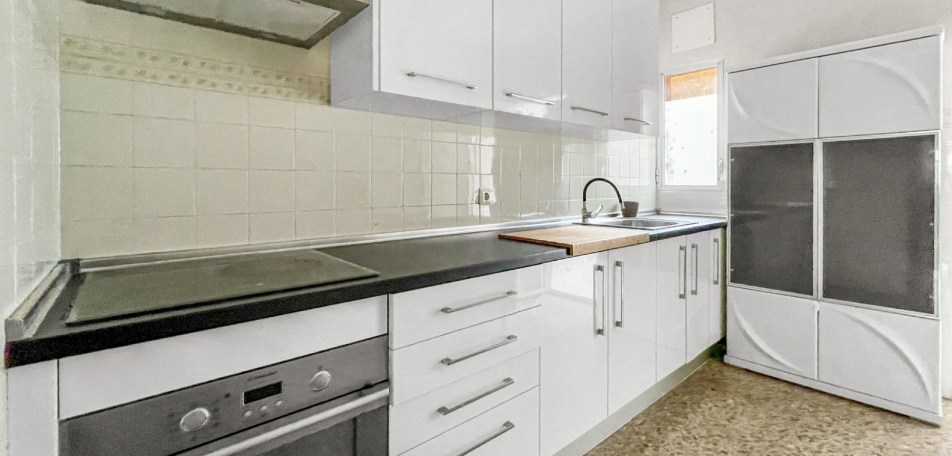 For sale - 4 Bedroom 2 Bathroom Apartment in Guardamar del Segura - Pueblo  - Costa Blanca (Alicante)