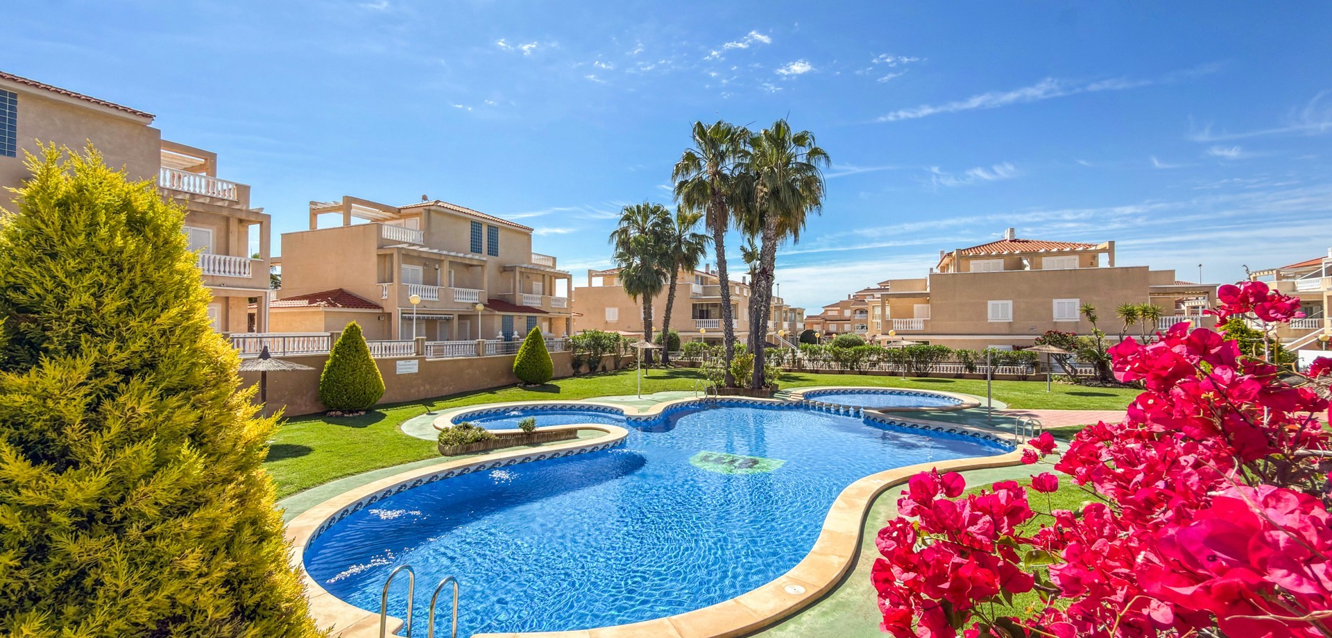 For sale - 3 Bedroom 2 Bathroom Apartment in Orihuela Costa - Playa Flamenca  - Costa Blanca (Alicante)