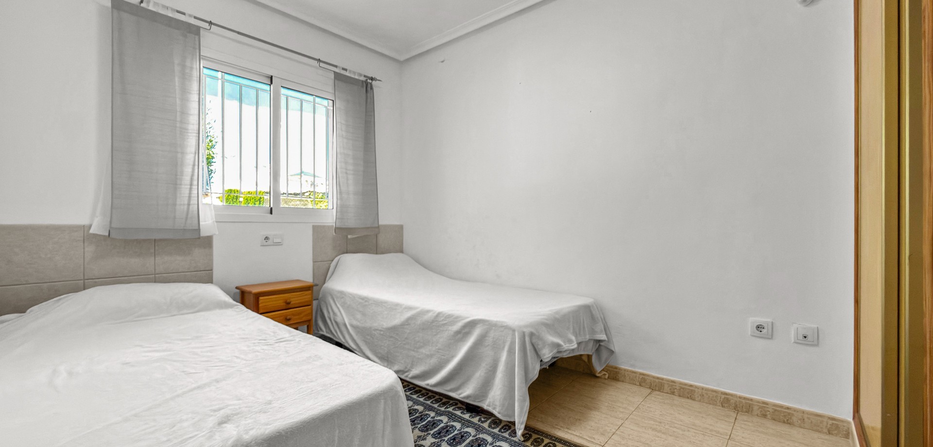 For sale - 3 Bedroom 2 Bathroom Apartment in Orihuela Costa - Playa Flamenca  - Costa Blanca (Alicante)