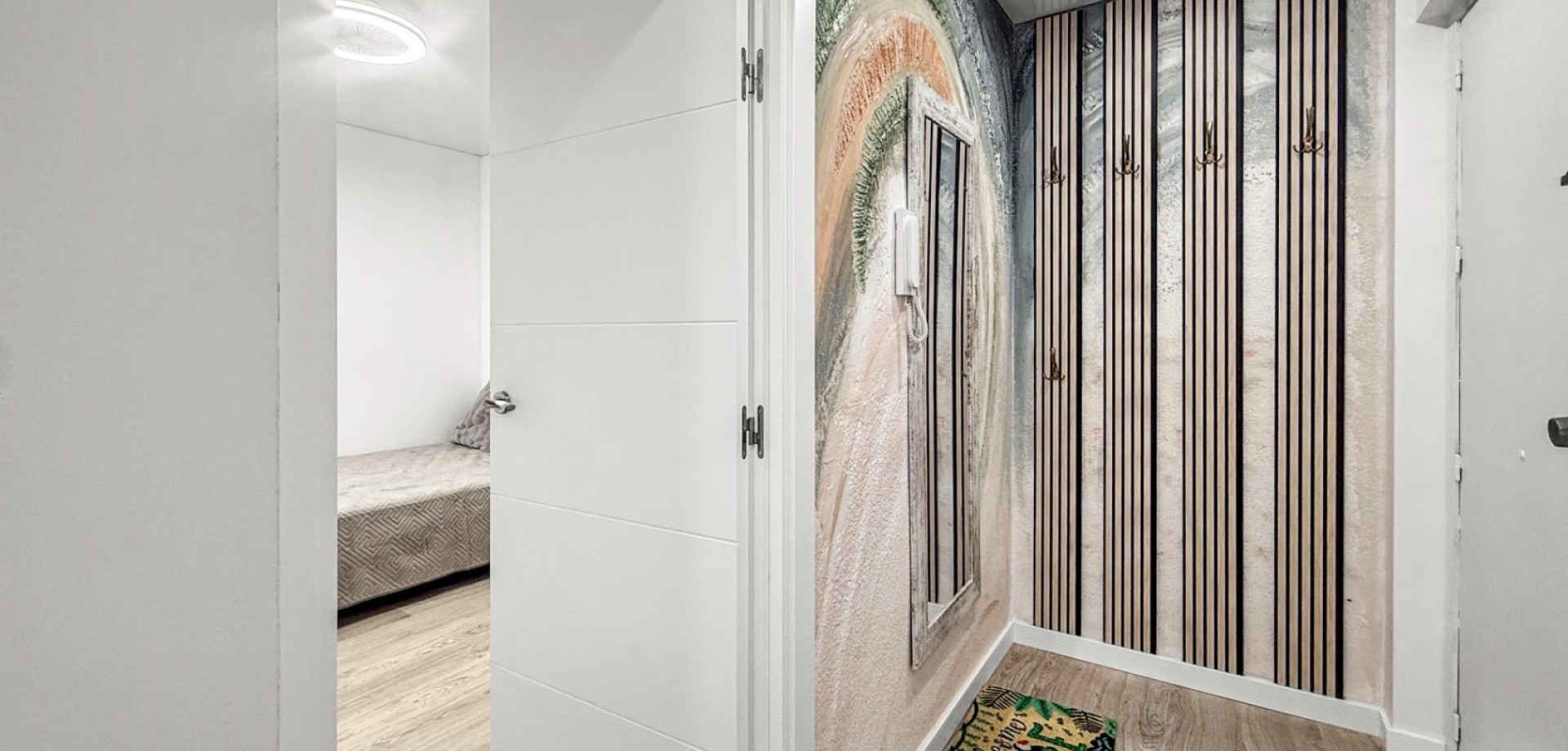 For sale - 3 Bedroom 2 Bathroom Apartment in Torrevieja - El Acequión - Los Náufragos  - Costa Blanca (Alicante)