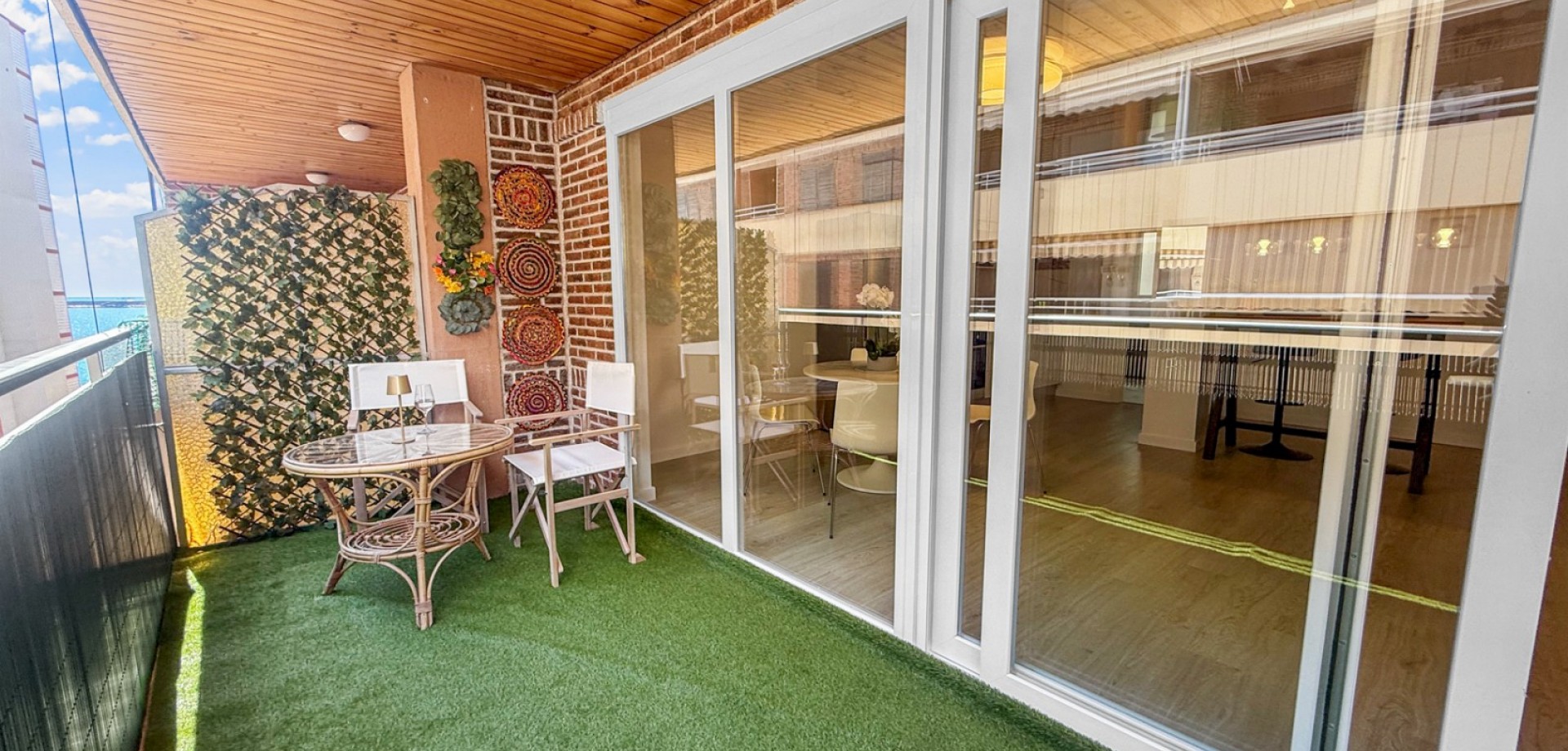 For sale - 3 Bedroom 2 Bathroom Apartment in Torrevieja - El Acequión - Los Náufragos  - Costa Blanca (Alicante)