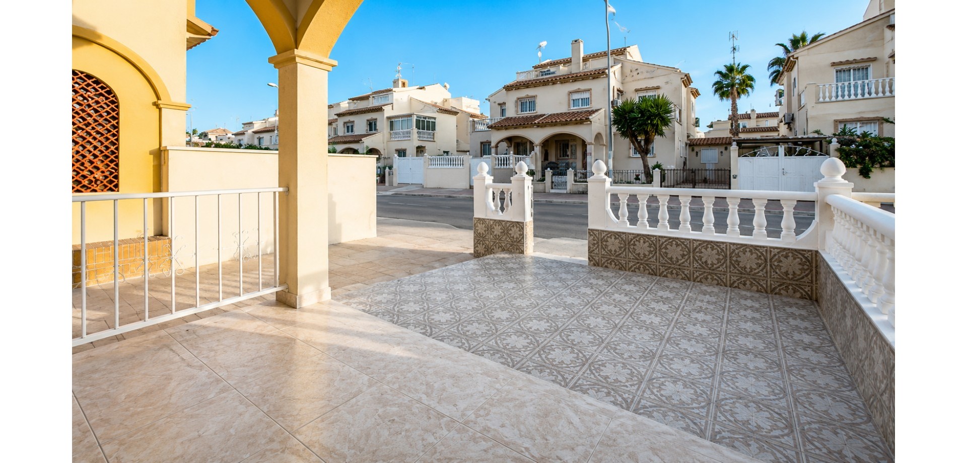 For sale - 2 Bedroom 2 Bathroom Townhouse in Playa Flamenca - Playa Flamenca  - Alicante