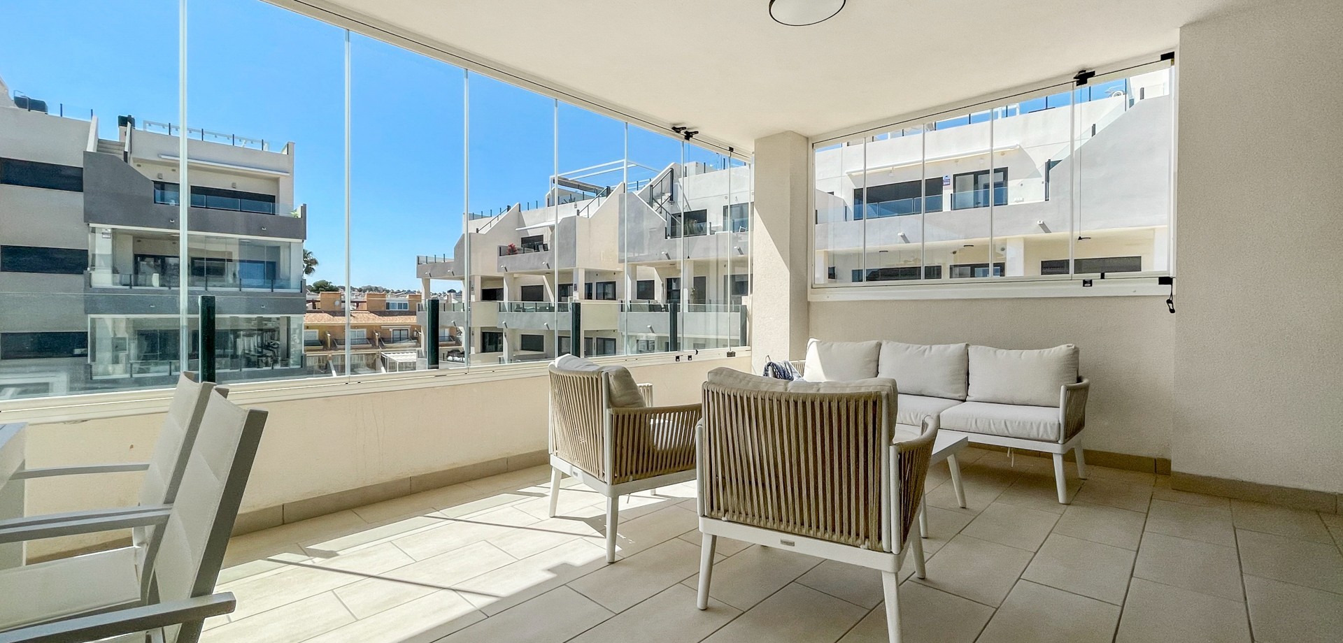 For sale - 3 Bedroom 2 Bathroom Apartment in Orihuela Costa - Los Dolses  - Costa Blanca (Alicante)