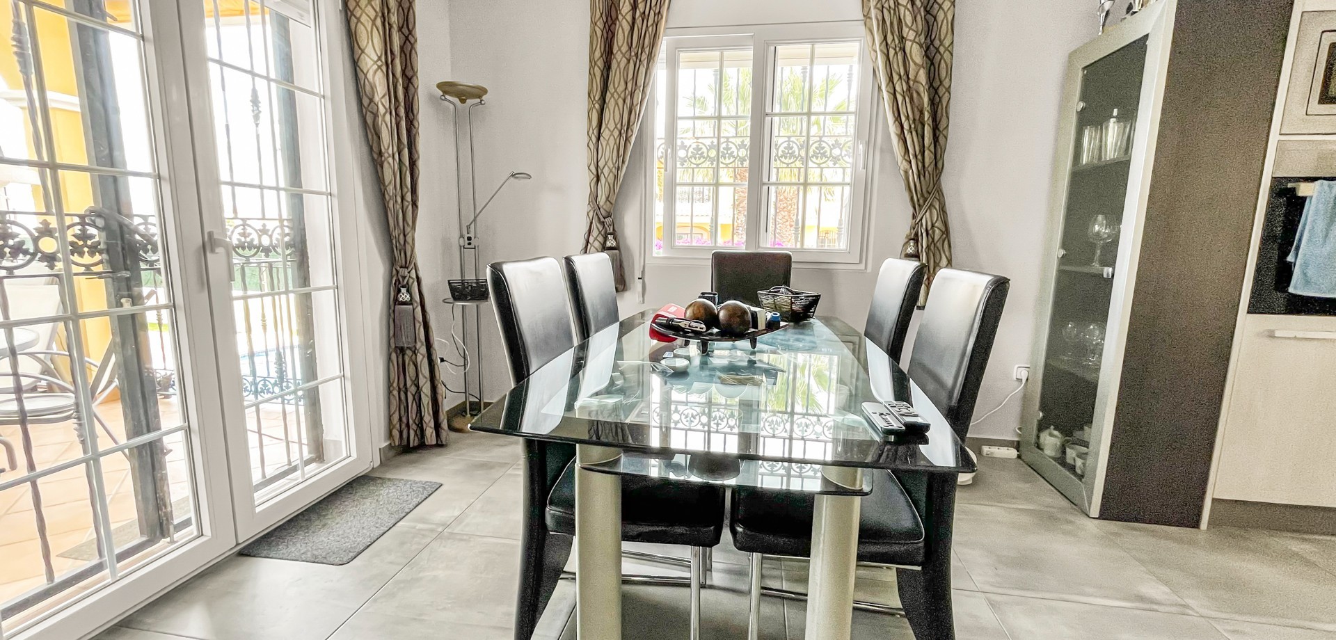 For sale - 3 Bedroom 2 Bathroom Detached Villa in Villamartin - Los Dolses  - Alicante