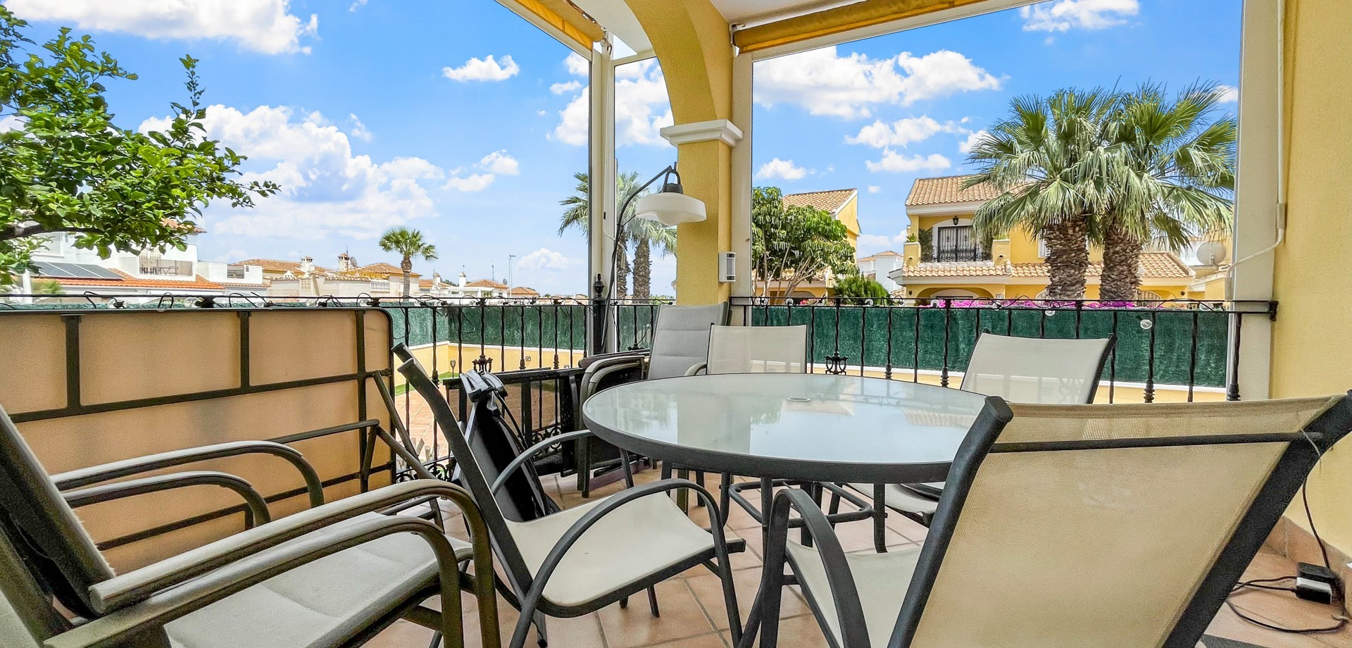 For sale - 3 Bedroom 2 Bathroom Detached Villa in Villamartin - Los Dolses  - Alicante