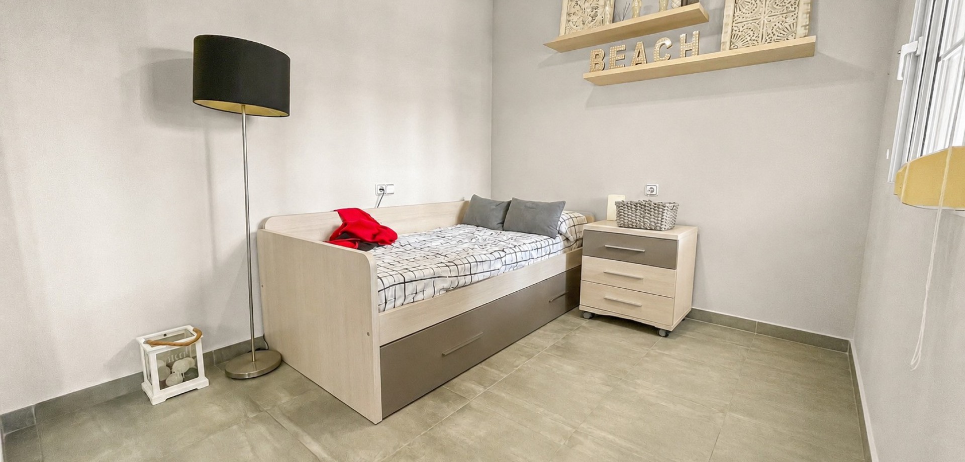 For sale - 3 Bedroom 2 Bathroom Detached Villa in Villamartin - Los Dolses  - Alicante