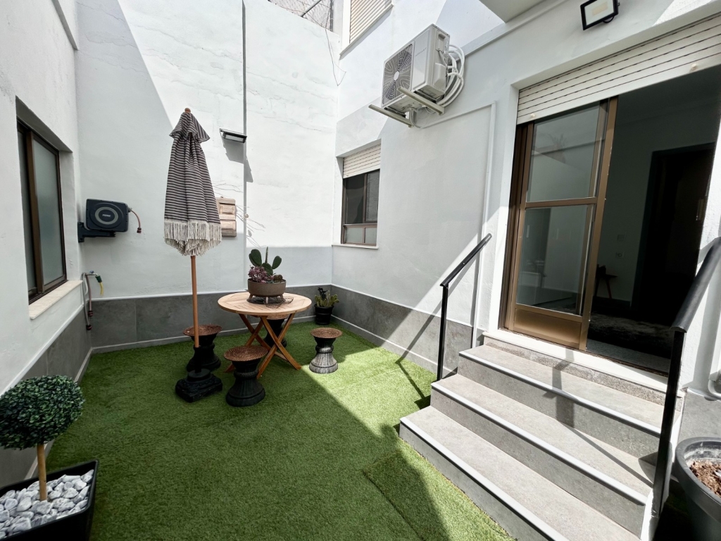 3 Bedroom 1 Bathroom Apartment in Torremendo