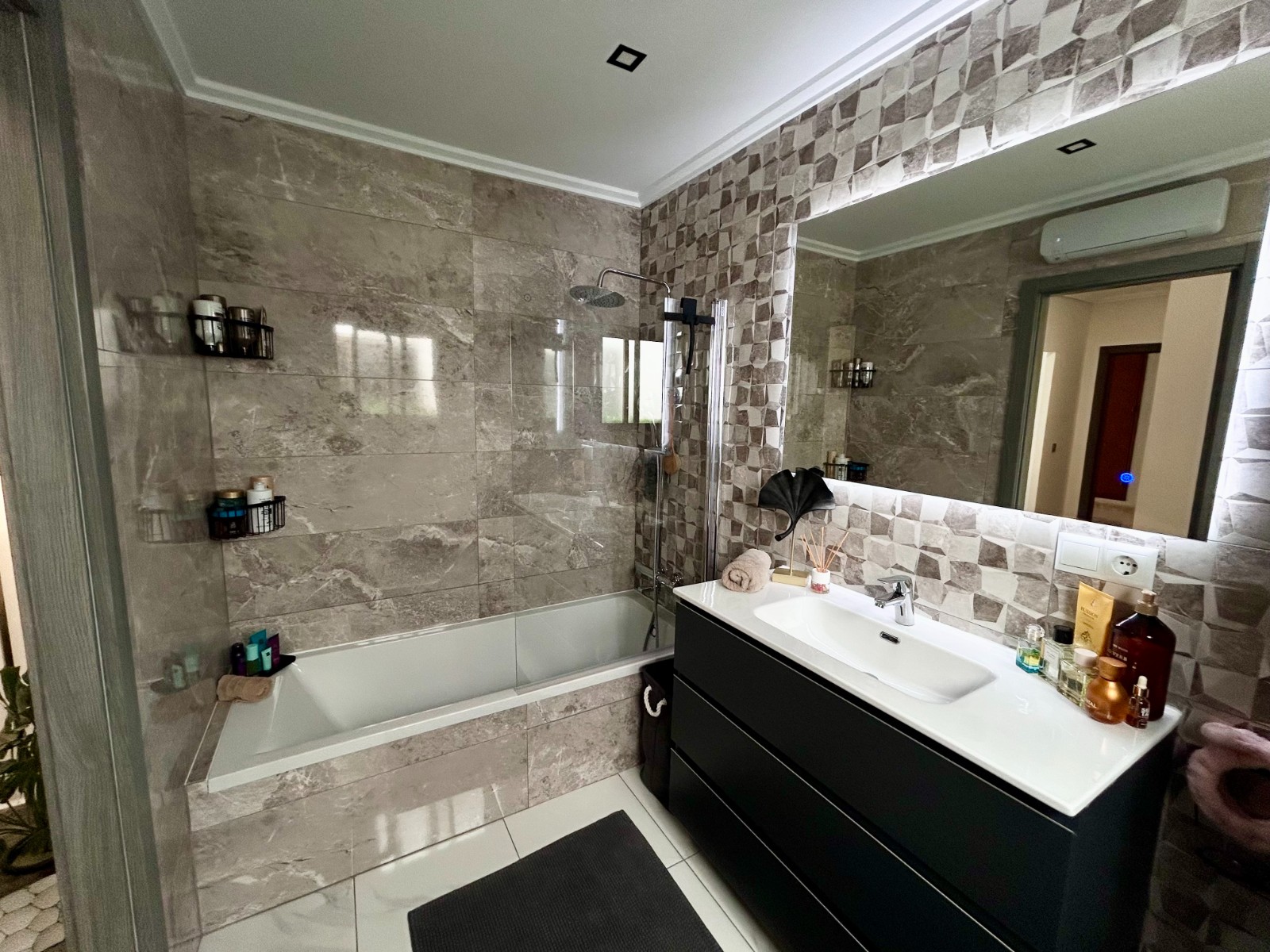 For sale - 3 Bedroom 1 Bathroom Apartment in Torremendo - Torremendo  - Alicante