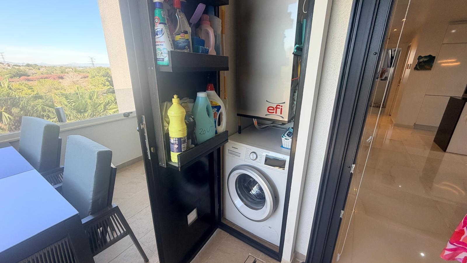 For sale - 3 Bedroom 2 Bathroom Apartment / Flat in Torrevieja - Los altos  - Alicante